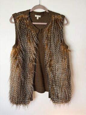Eyeshadow Brown Faux Fur knit sweater vest size Medium cozy boho chic brown vibe